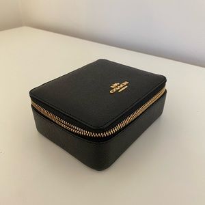 COACH LEATHER JEWELRY BOX